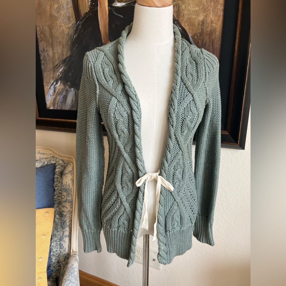 Banana Republic Light Green Tie Front Cable Knit Sweater